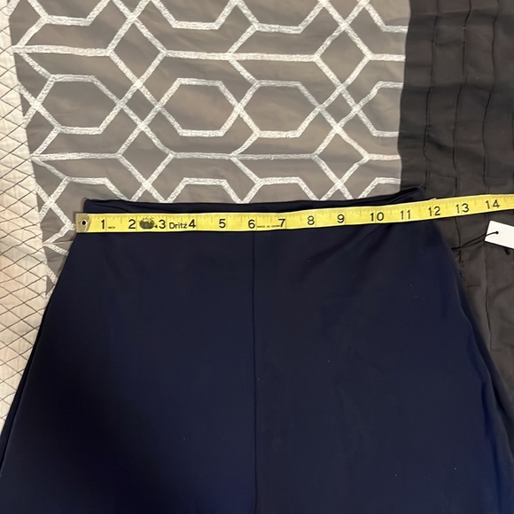 ✨Susana Monaco✨ NEW Navy Flare Leg Stretch Pants Size Small/4 Sample Piece Vacay - Picture 13 of 16